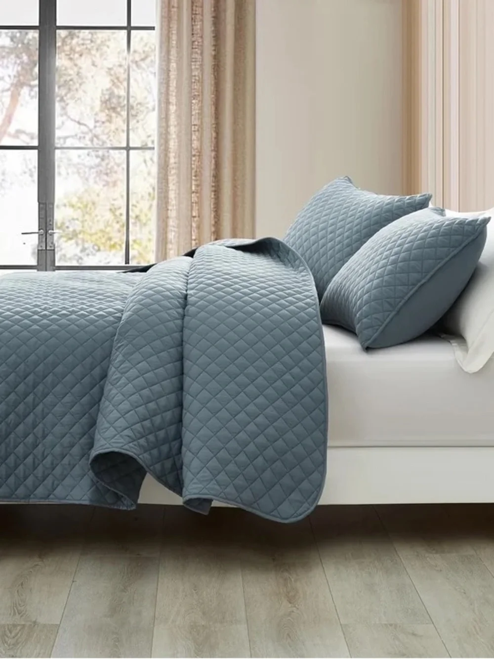 Light Blue Quilted king 3 piece Bedspread Set -